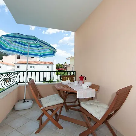 Apartment Ivo Tucepi