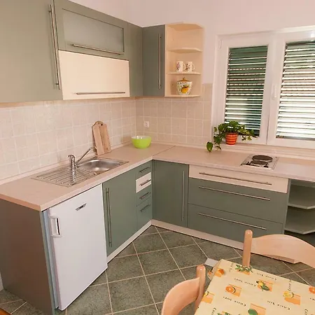 Ivo Apartment Tucepi