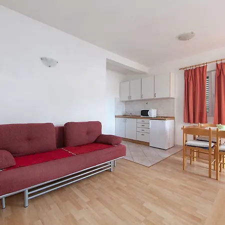 Ivo Apartment Tucepi